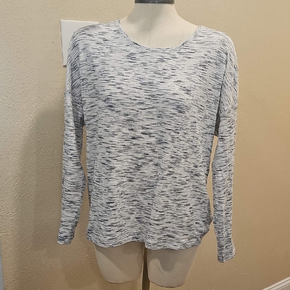 Lululemon Gray Long Sleeve Top M